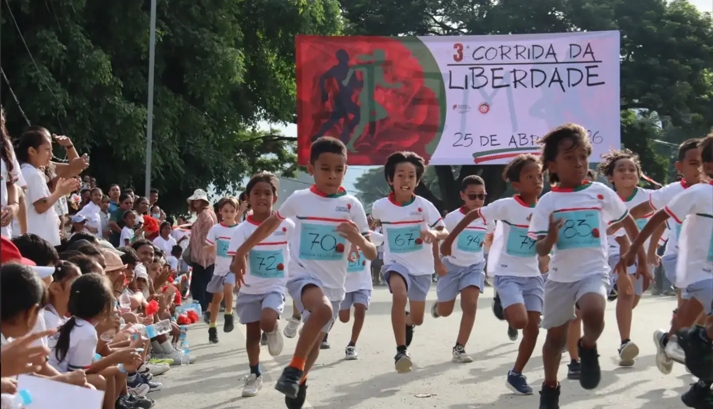 corrida da liberdade dos alunos da Escola Portuguesa de Díli