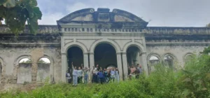 edifício colonial português em Timor-Leste